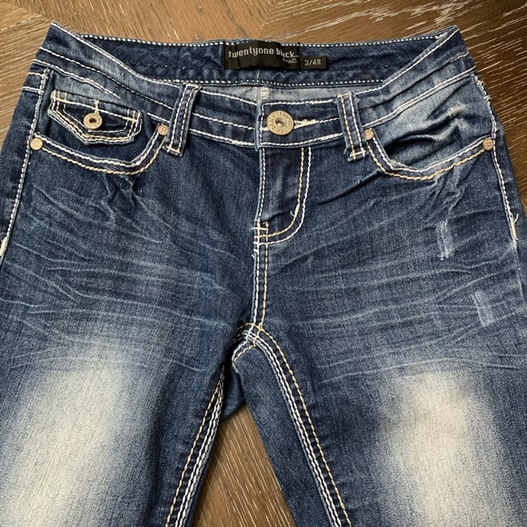 Firm price- Rue21 dark wash low rise boot cut curvy jeans - Picture 6 of 11